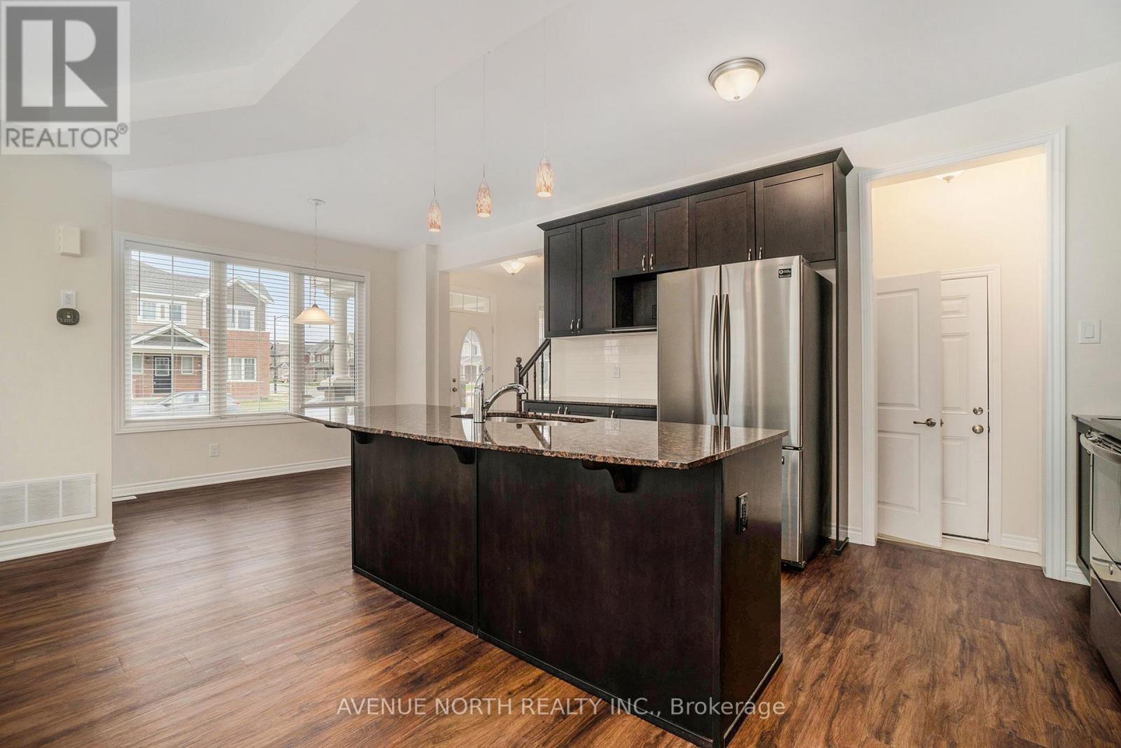 157 Cranesbill Road, Ottawa, Ontario  K2V 0J5 - Photo 8 - X12890668