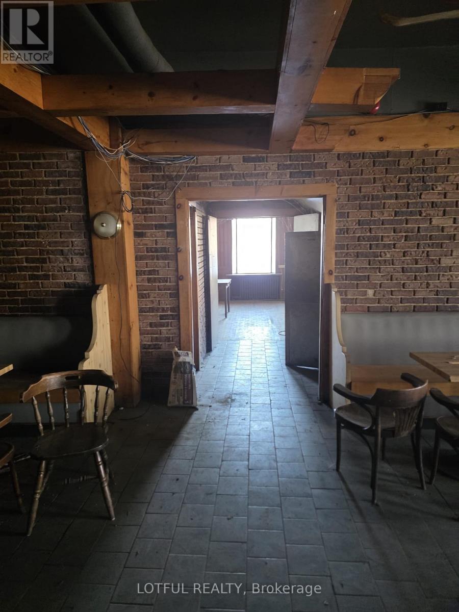 2 - 72 Daniel Street, Smiths Falls, Ontario  K7A 1J7 - Photo 2 - X12890670