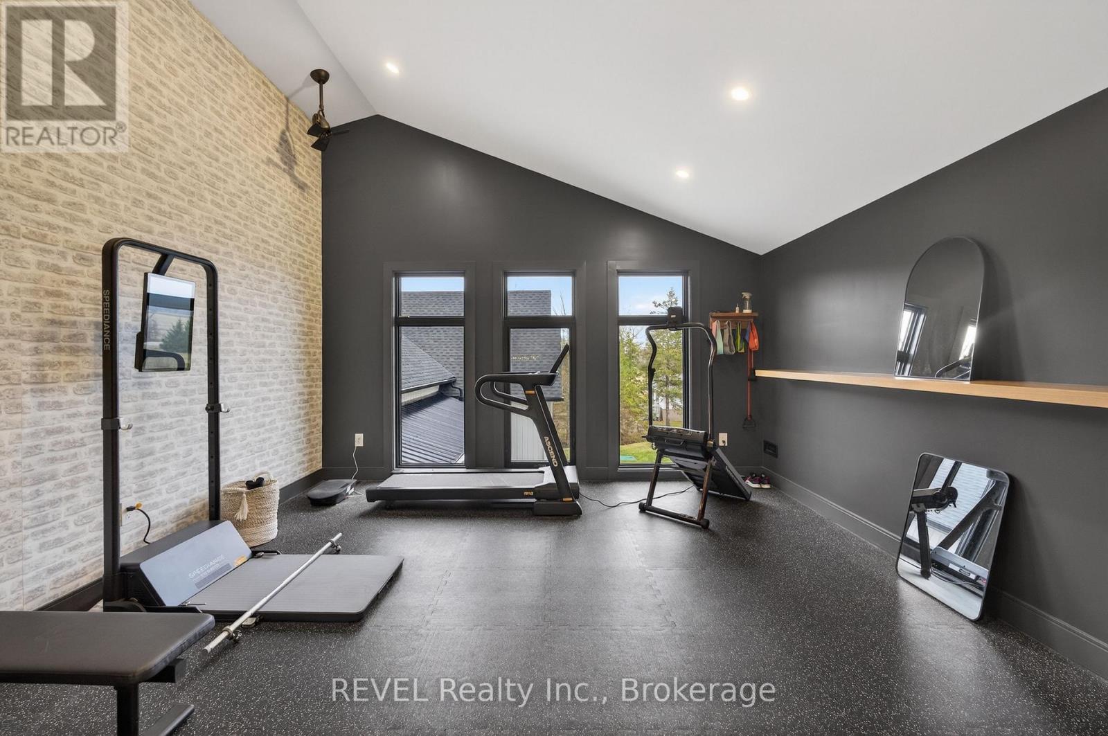 3901 White Road, Port Colborne, Ontario  L3K 5V5 - Photo 38 - X12890564