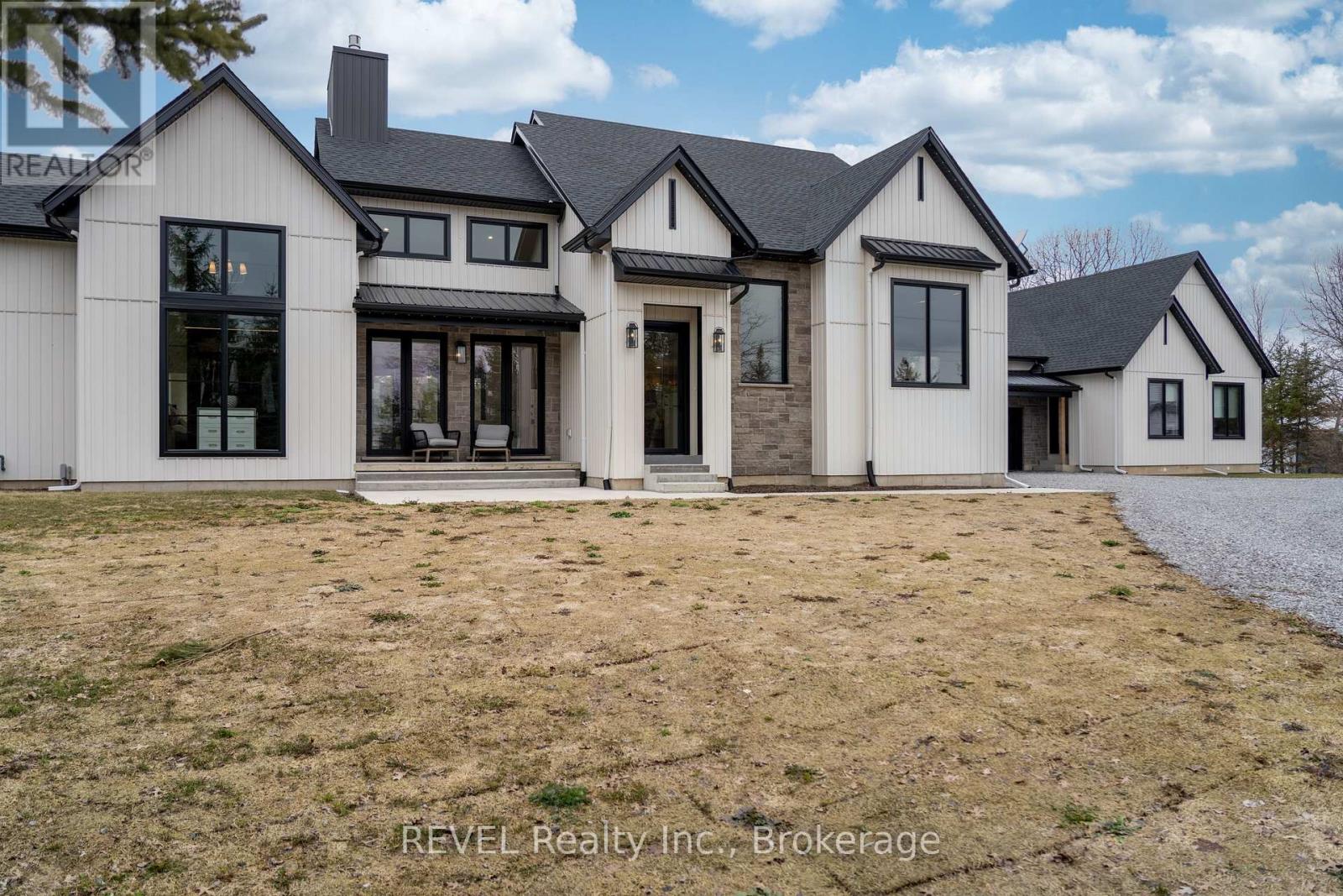 3901 White Road, Port Colborne, Ontario  L3K 5V5 - Photo 4 - X12890564