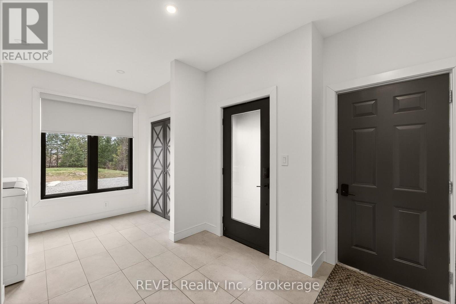 3901 White Road, Port Colborne, Ontario  L3K 5V5 - Photo 41 - X12890564