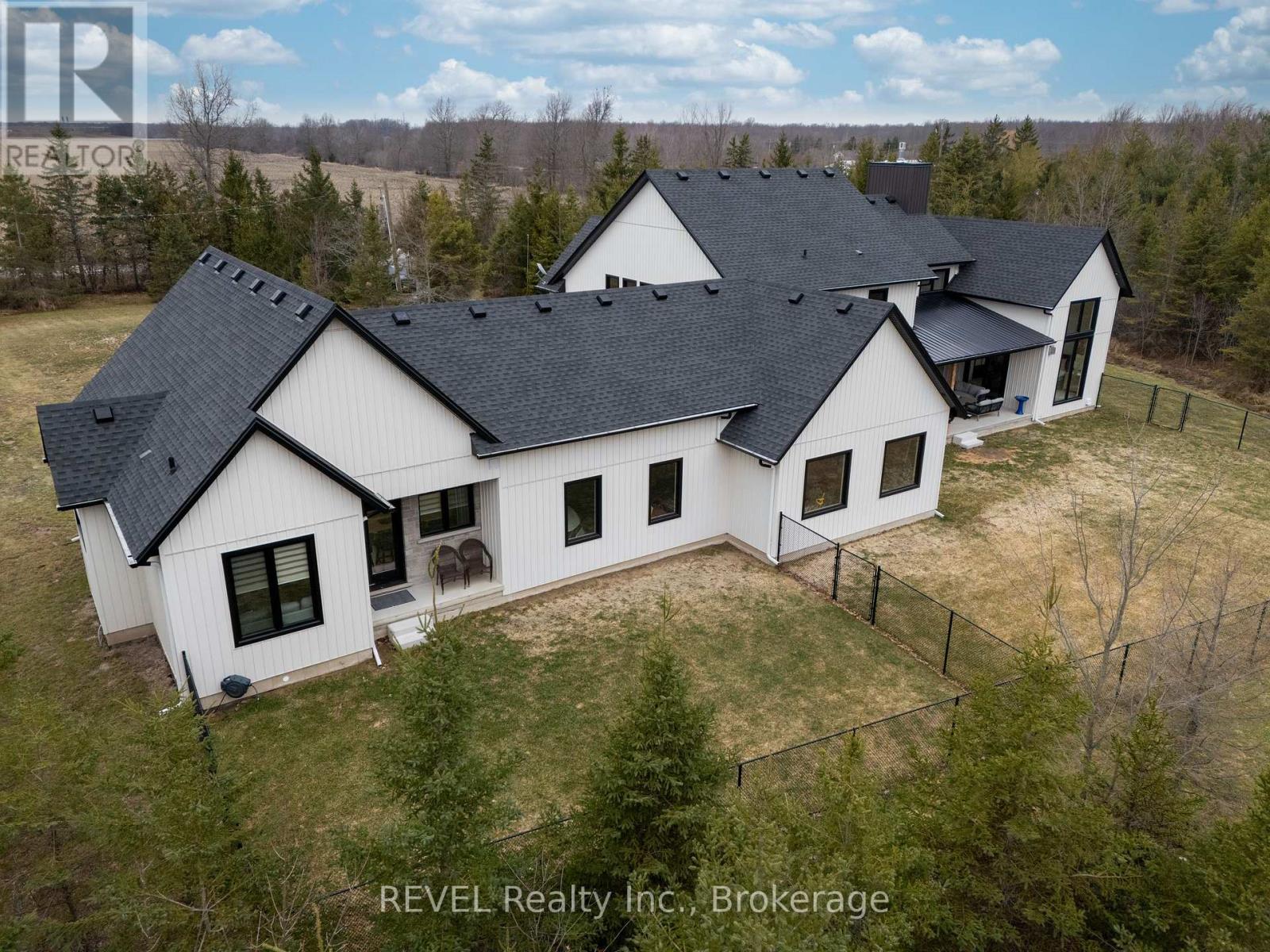 3901 White Road, Port Colborne, Ontario  L3K 5V5 - Photo 49 - X12890564