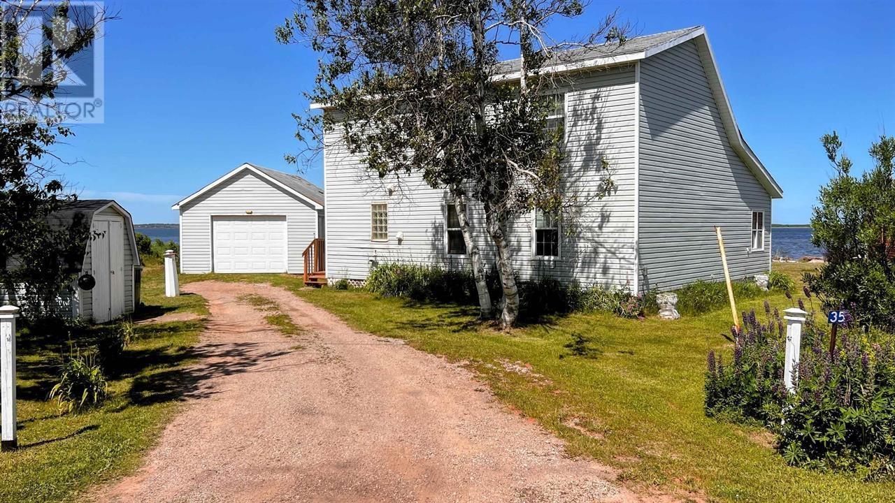 35 Donnies Lane, Blooming Point, Prince Edward Island