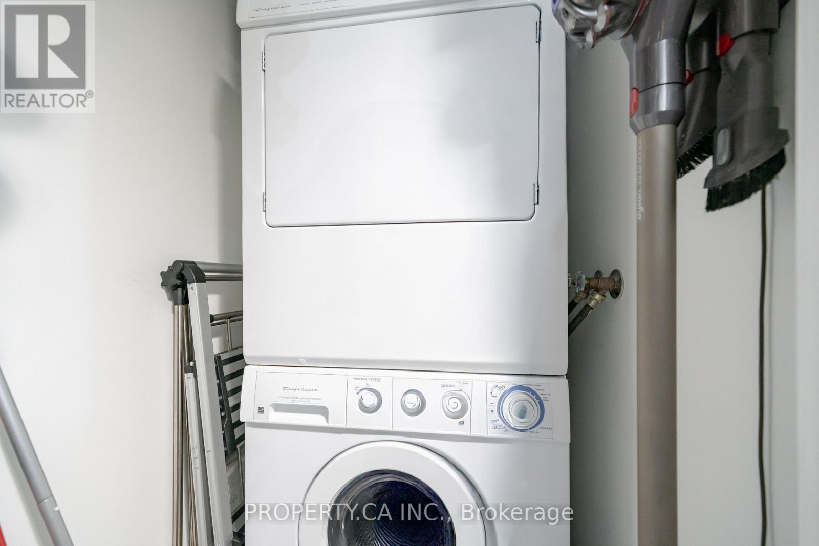 309 - 21 Upper Duke Crescent, Markham, Ontario  L6G 0B7 - Photo 24 - N12890388