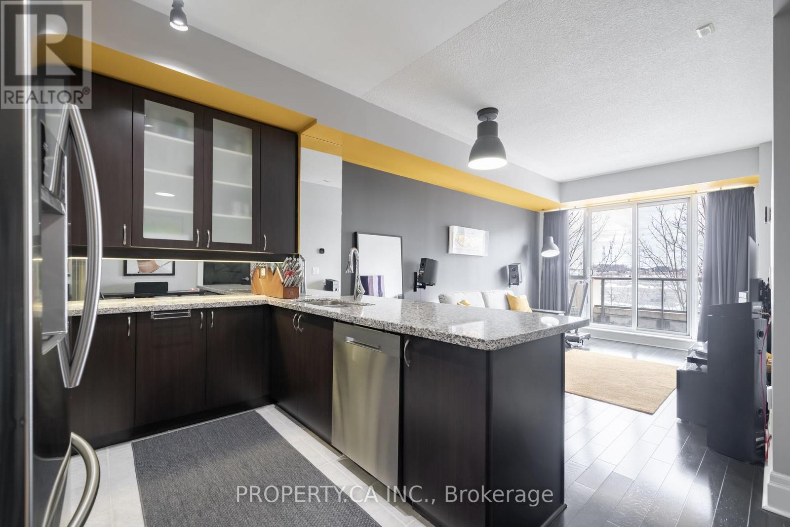 309 - 21 Upper Duke Crescent, Markham, Ontario  L6G 0B7 - Photo 9 - N12890388