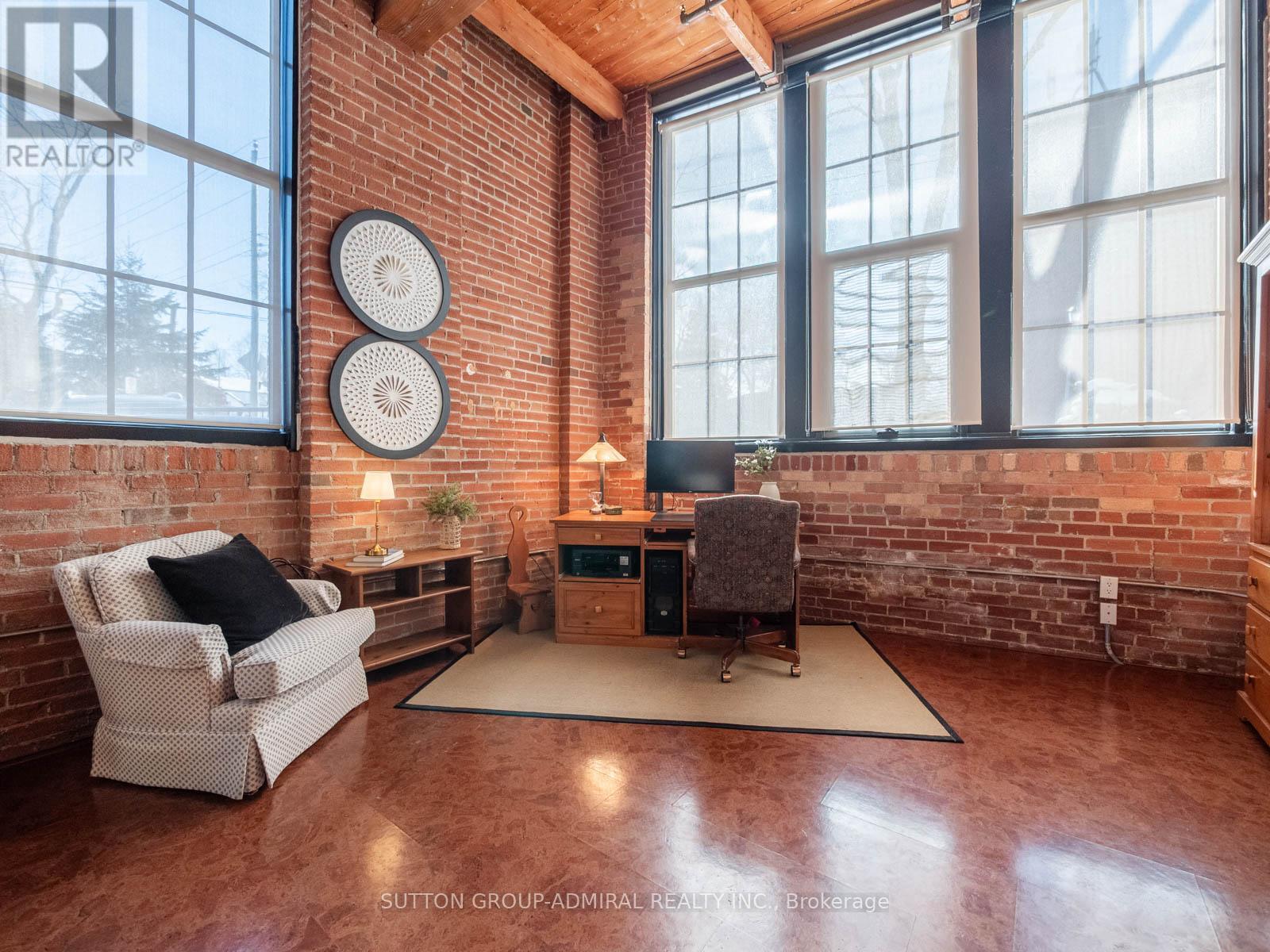 204 - 543 Timothy Street, Newmarket, Ontario  L3Y 1R1 - Photo 10 - N12890390