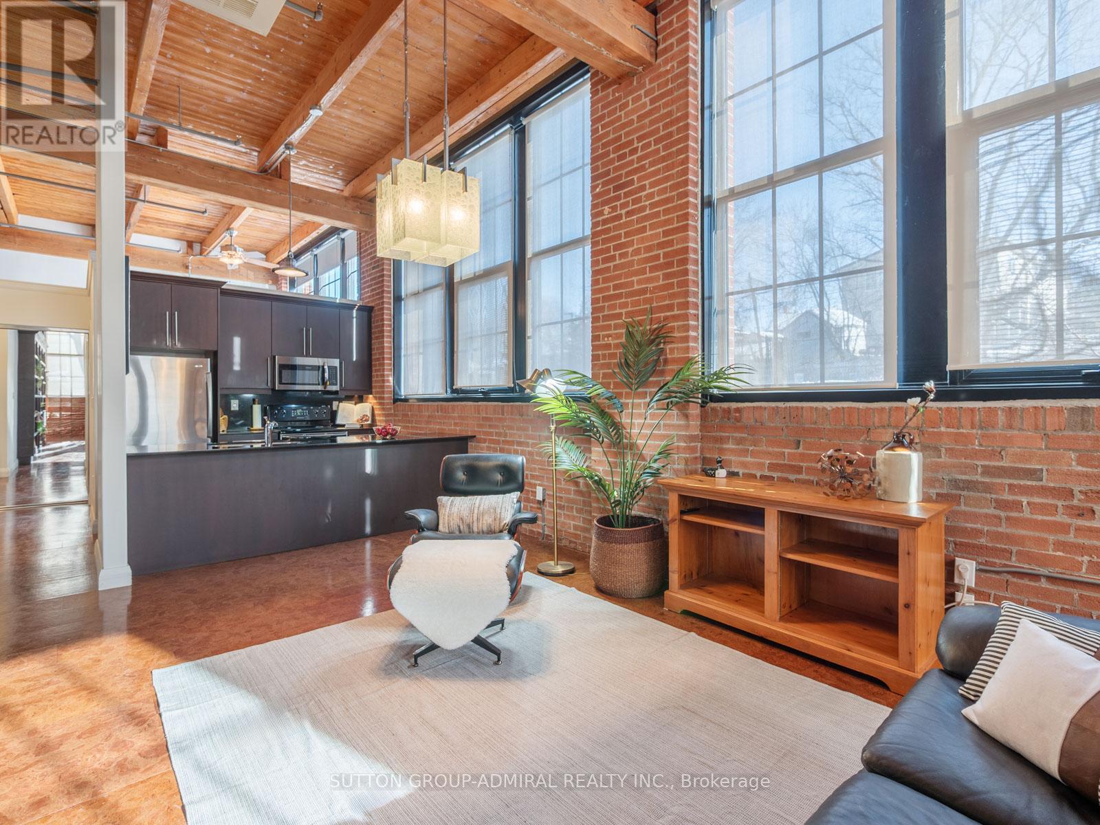 204 - 543 Timothy Street, Newmarket, Ontario  L3Y 1R1 - Photo 13 - N12890390