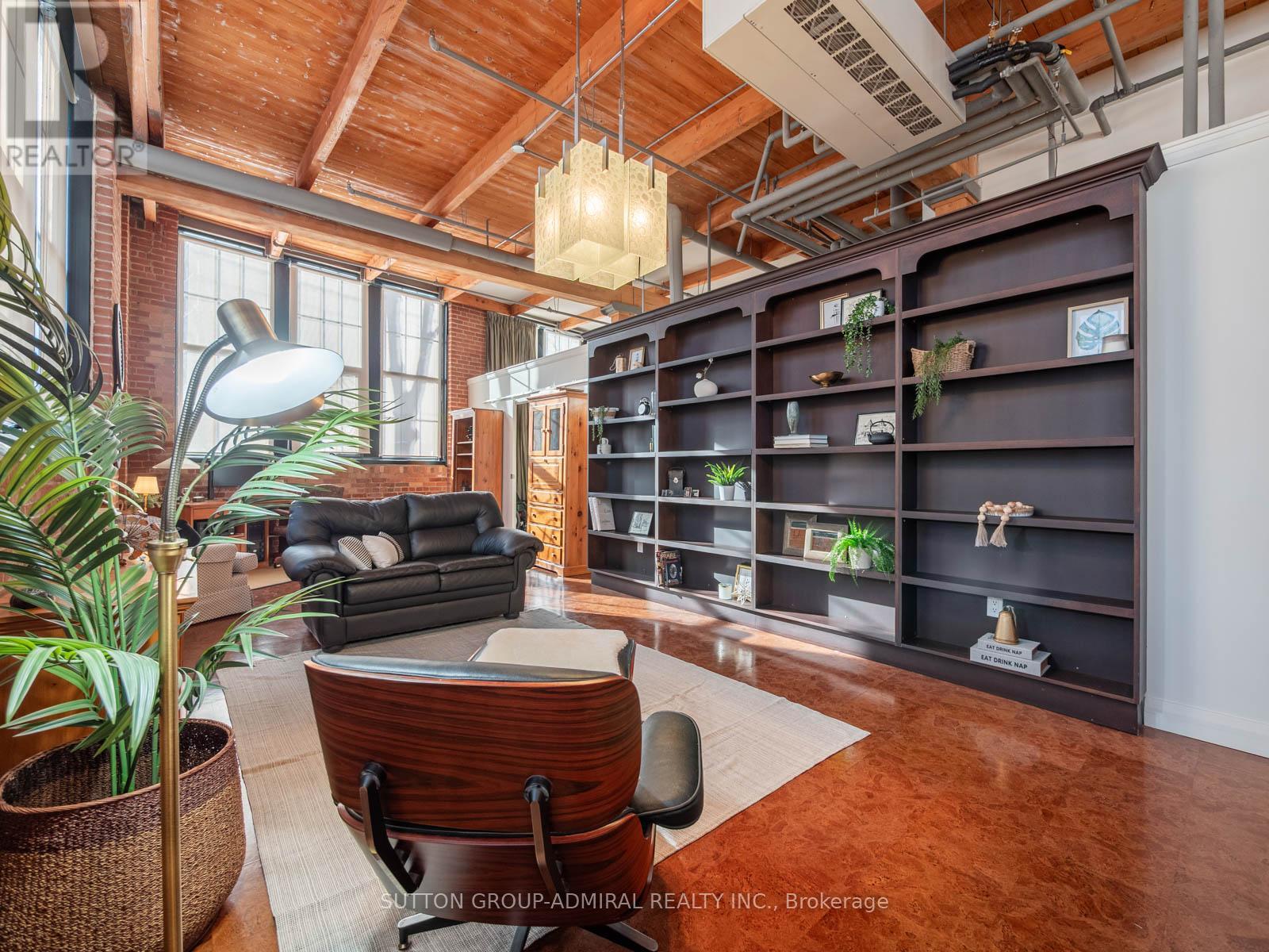 204 - 543 Timothy Street, Newmarket, Ontario  L3Y 1R1 - Photo 14 - N12890390