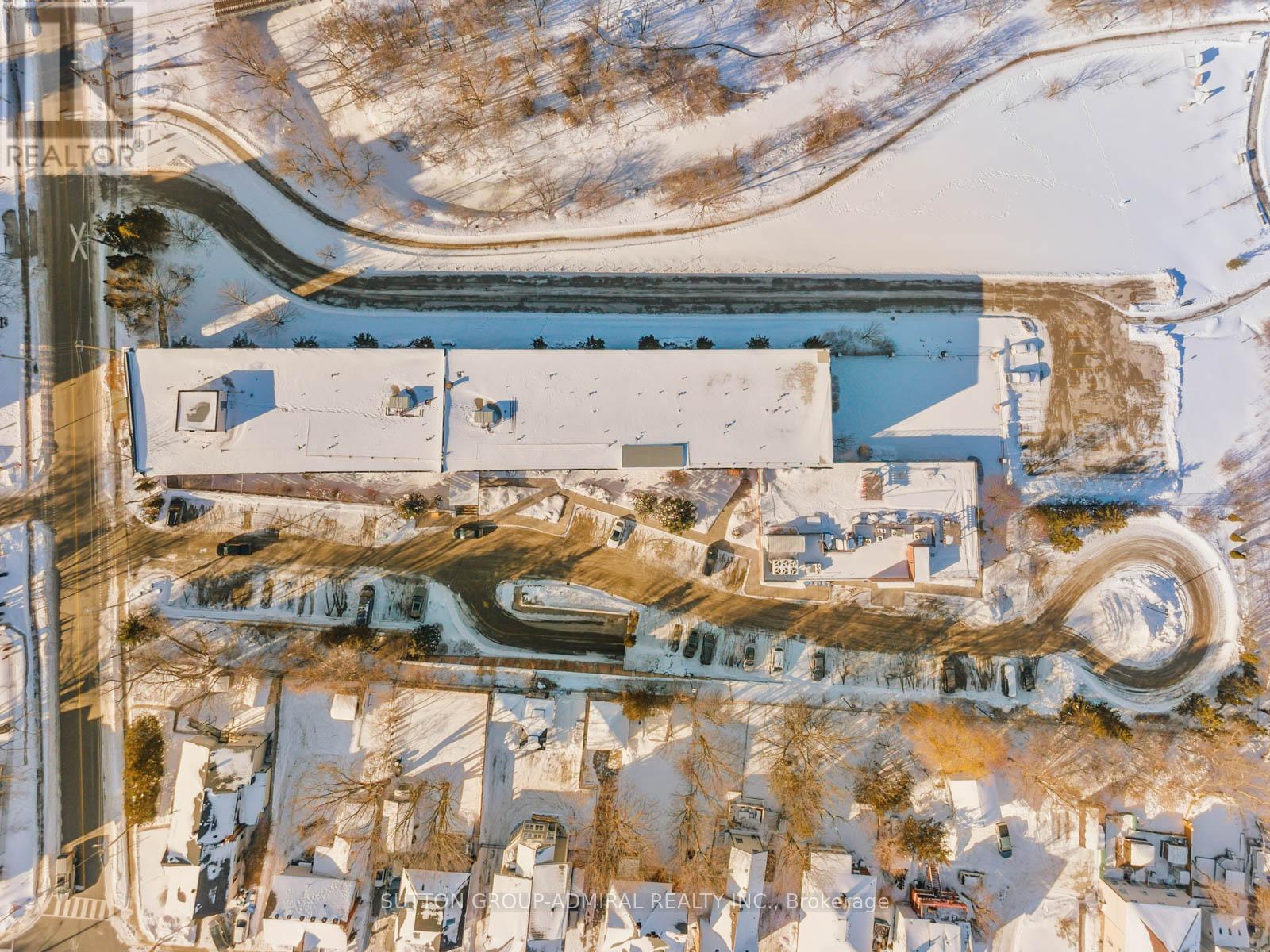 204 - 543 Timothy Street, Newmarket, Ontario  L3Y 1R1 - Photo 39 - N12890390