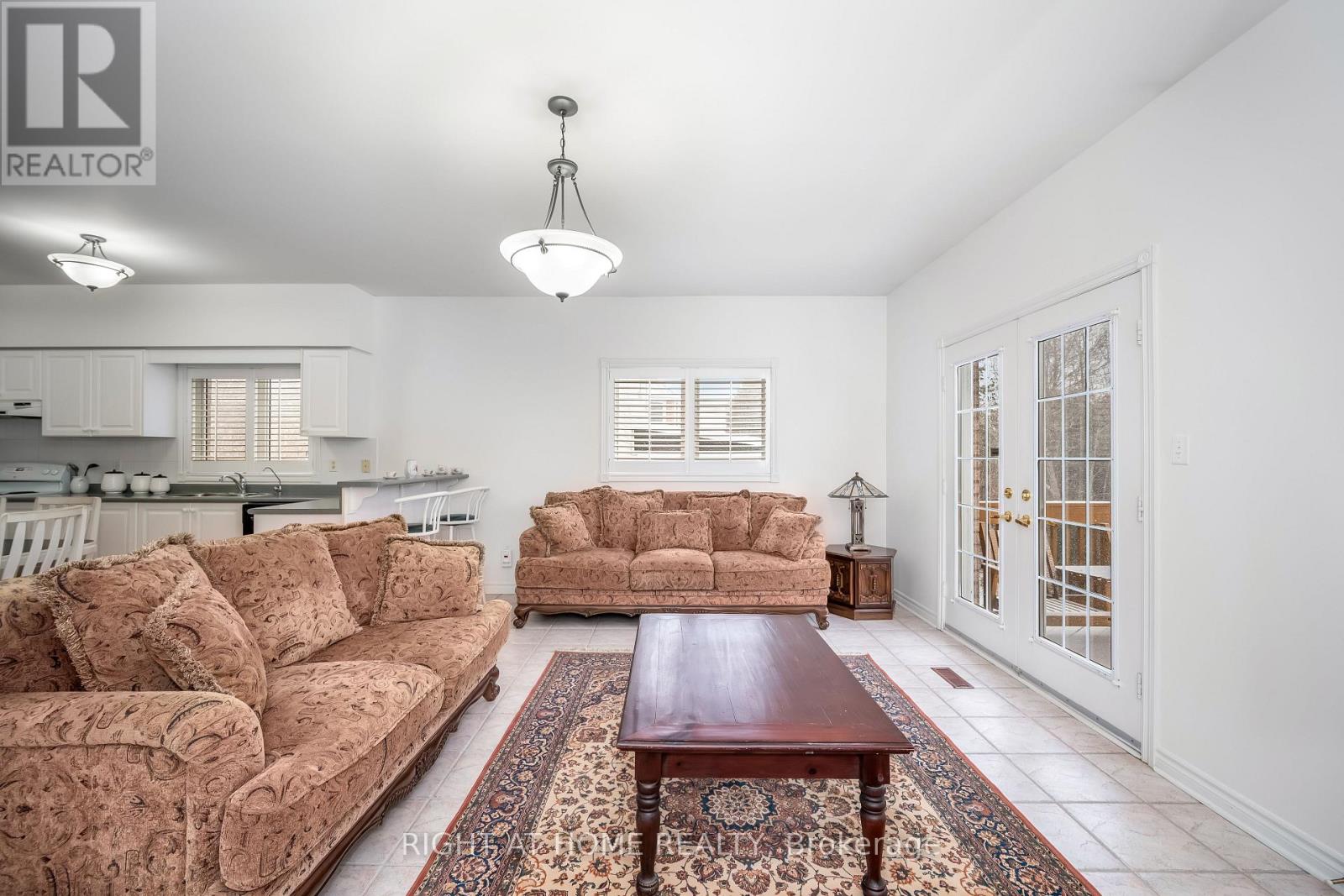 46 Woodhaven Crescent, Richmond Hill, Ontario  L4E 3T2 - Photo 27 - N12890458