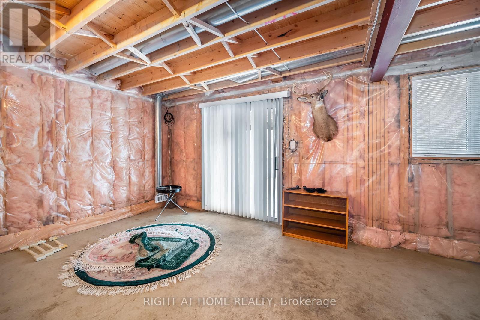 46 Woodhaven Crescent, Richmond Hill, Ontario  L4E 3T2 - Photo 40 - N12890458