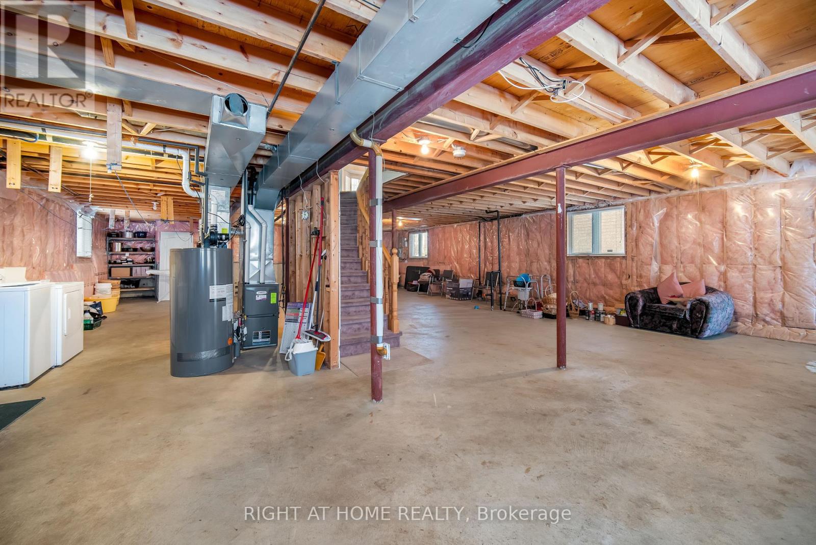 46 Woodhaven Crescent, Richmond Hill, Ontario  L4E 3T2 - Photo 42 - N12890458