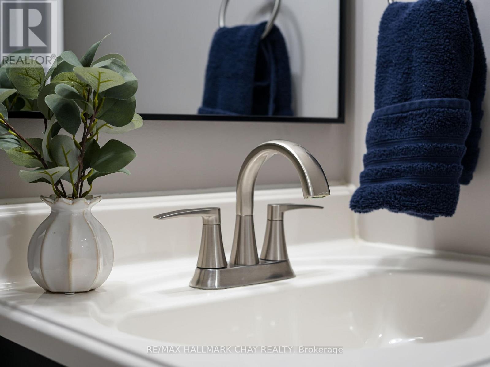 2292 Jack Crescent, Innisfil, Ontario  L9S 2C8 - Photo 17 - N12890464