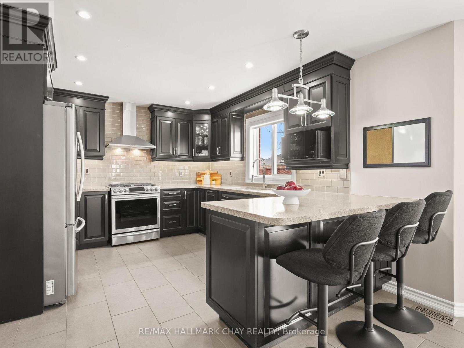 2292 Jack Crescent, Innisfil, Ontario  L9S 2C8 - Photo 19 - N12890464