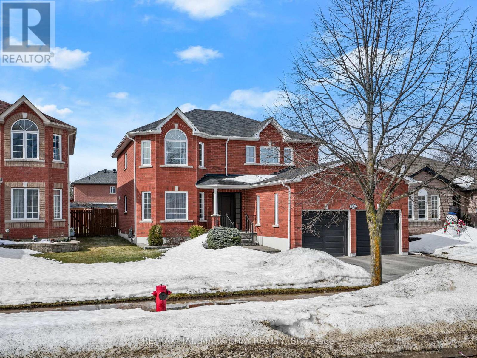 2292 Jack Crescent, Innisfil, Ontario  L9S 2C8 - Photo 2 - N12890464