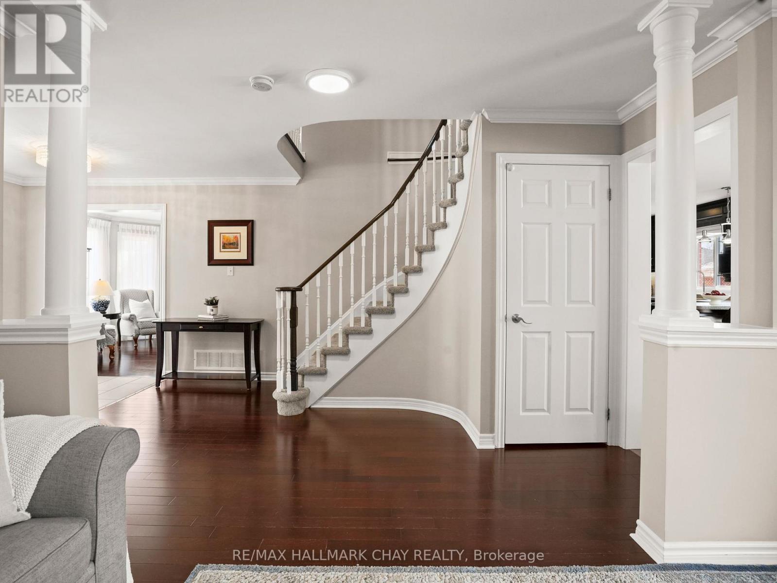 2292 Jack Crescent, Innisfil, Ontario  L9S 2C8 - Photo 7 - N12890464