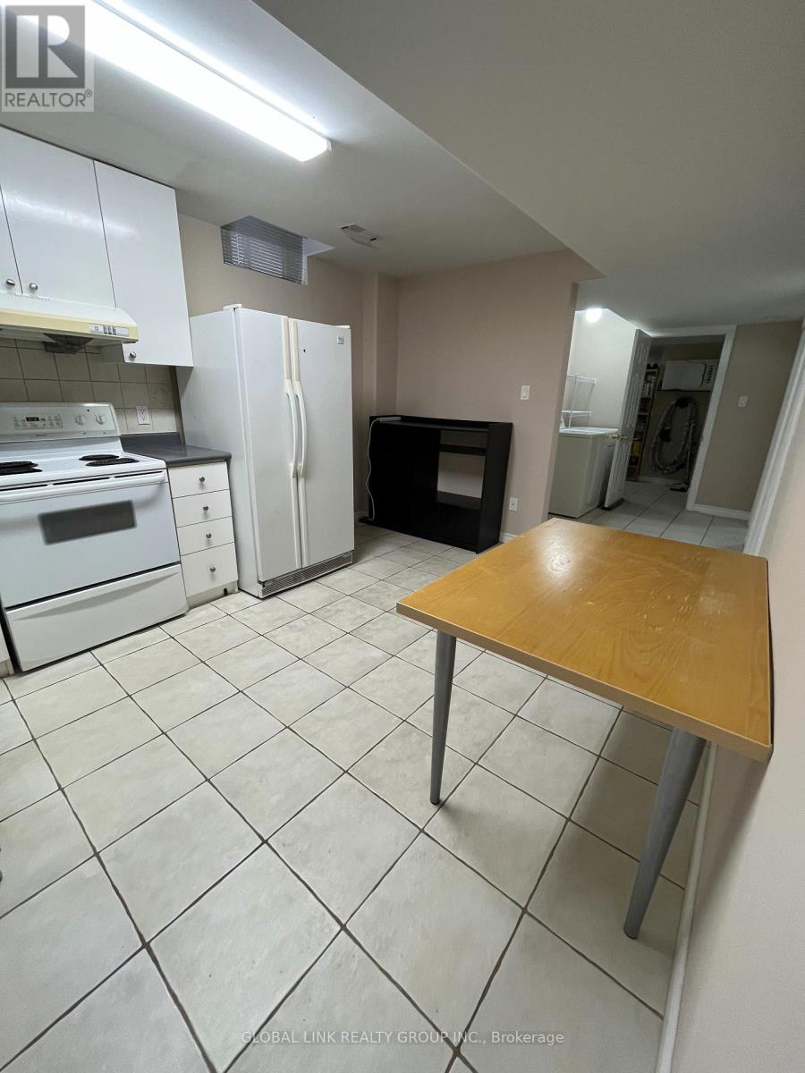 Basement - 166 Valentina Drive, Markham, Ontario  L3R 4R8 - Photo 7 - N12890486