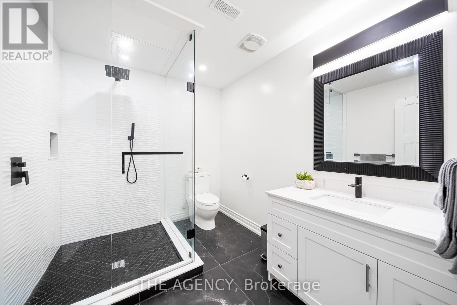 28 Chuck Ormsby Crescent, King, Ontario  L7B 0A8 - Photo 33 - N12890538