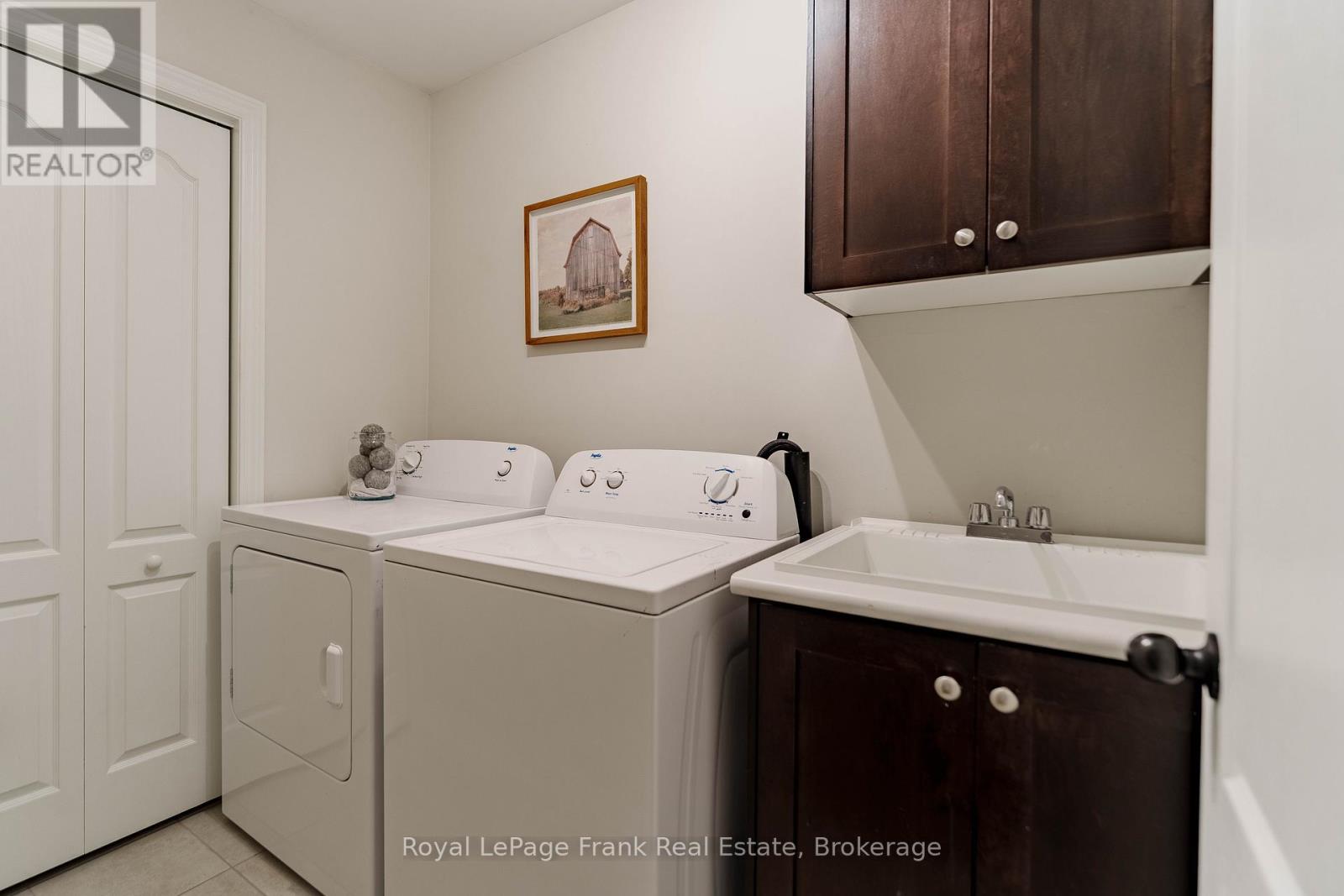 9 Michael Cummings Court, Uxbridge, Ontario  L9P 0E6 - Photo 17 - N12890578