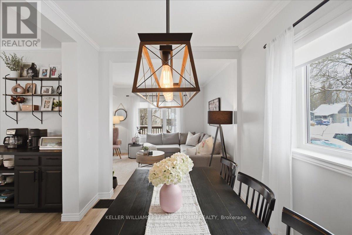 5304 County Rd 9 Road, Clearview (New Lowell), Ontario  L0M 1N0 - Photo 12 - S12890438