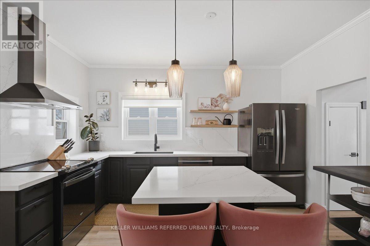 5304 County Rd 9 Road, Clearview (New Lowell), Ontario  L0M 1N0 - Photo 13 - S12890438