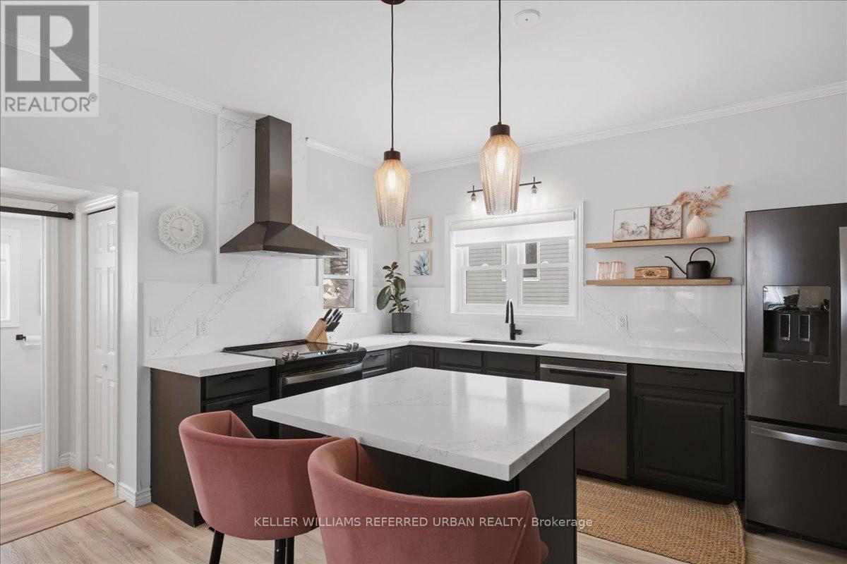 5304 County Rd 9 Road, Clearview (New Lowell), Ontario  L0M 1N0 - Photo 14 - S12890438