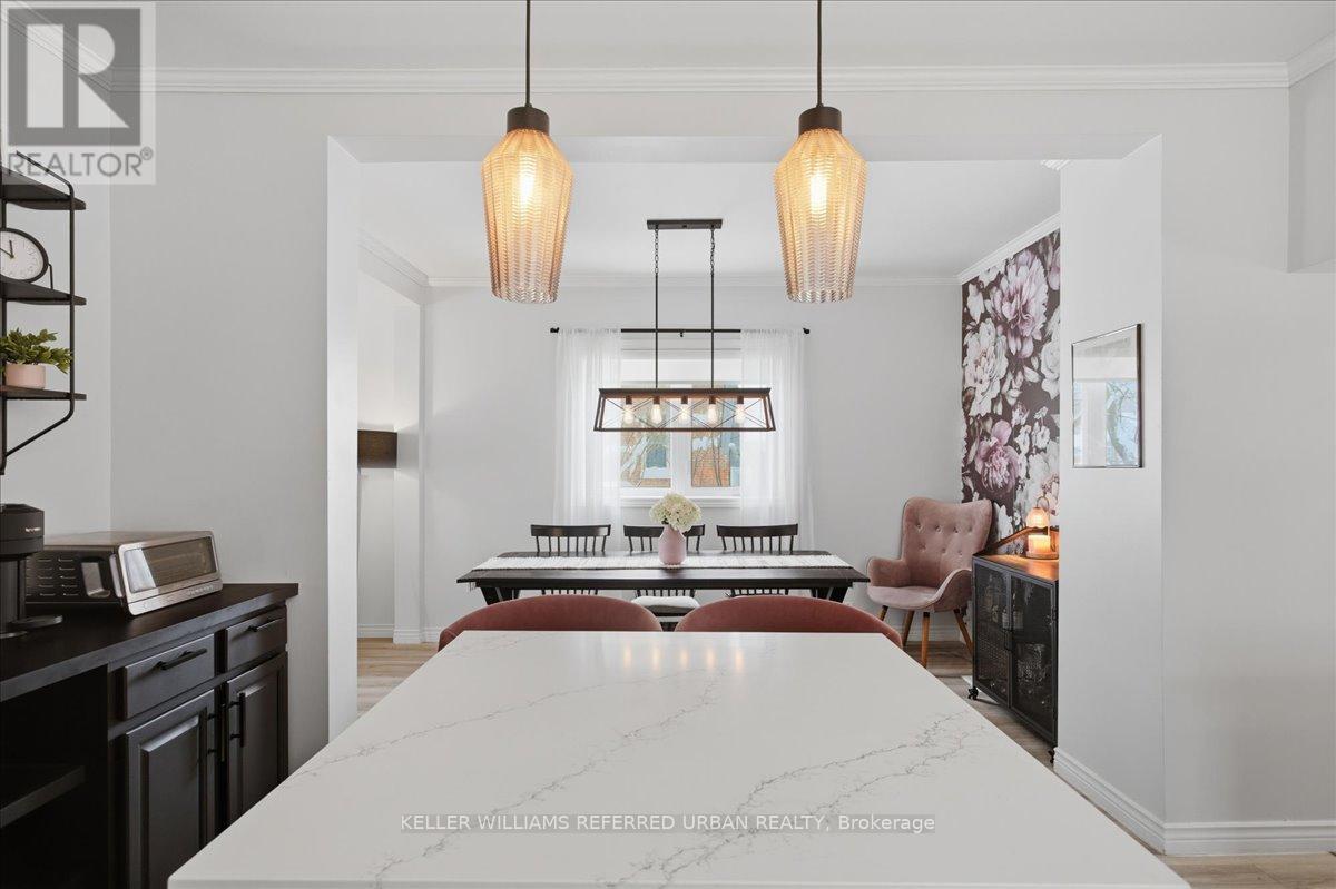 5304 County Rd 9 Road, Clearview (New Lowell), Ontario  L0M 1N0 - Photo 16 - S12890438