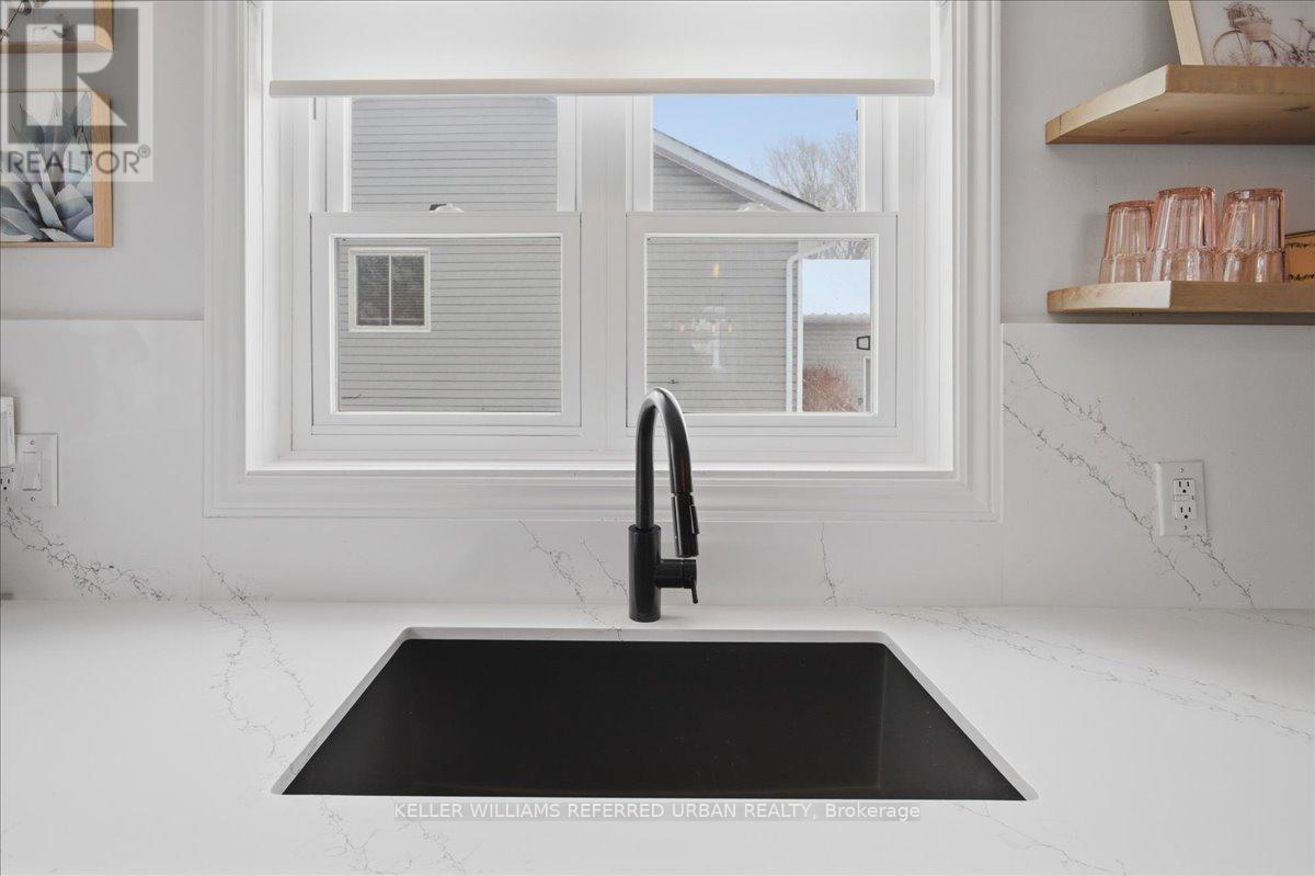 5304 County Rd 9 Road, Clearview (New Lowell), Ontario  L0M 1N0 - Photo 19 - S12890438