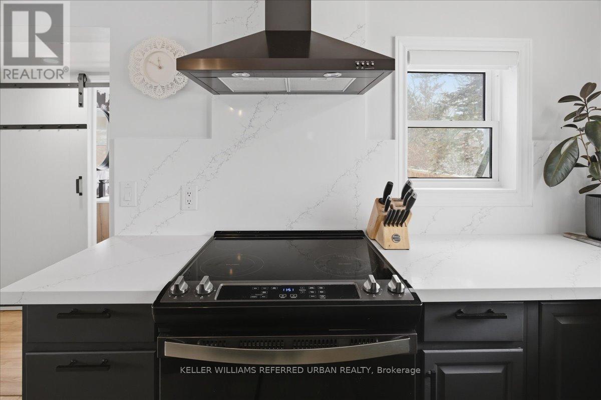 5304 County Rd 9 Road, Clearview (New Lowell), Ontario  L0M 1N0 - Photo 20 - S12890438