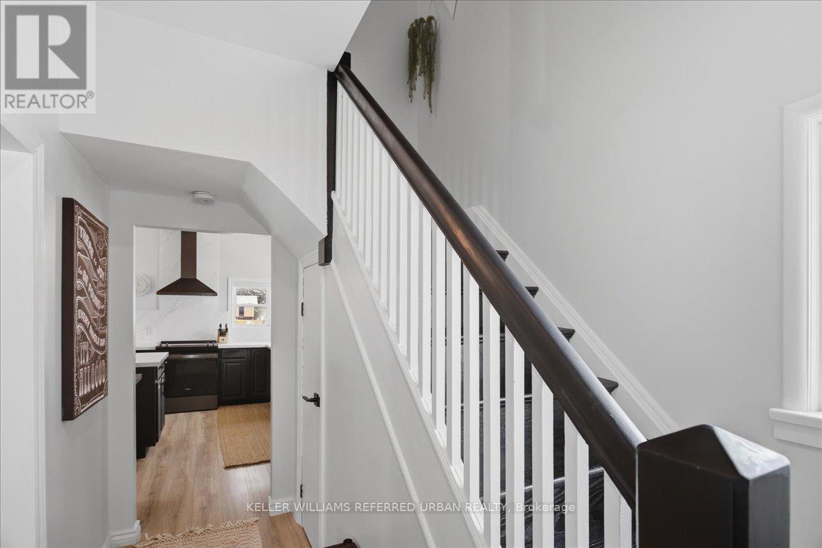 5304 County Rd 9 Road, Clearview (New Lowell), Ontario  L0M 1N0 - Photo 5 - S12890438