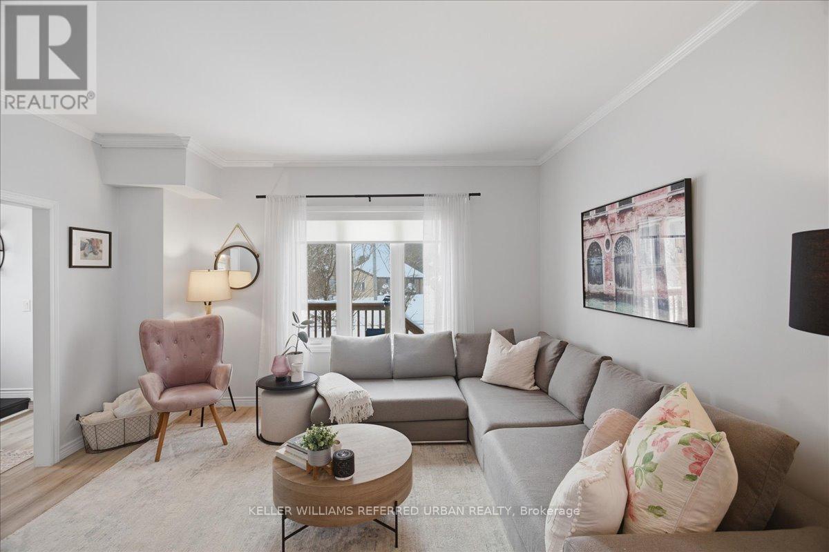 5304 County Rd 9 Road, Clearview (New Lowell), Ontario  L0M 1N0 - Photo 9 - S12890438