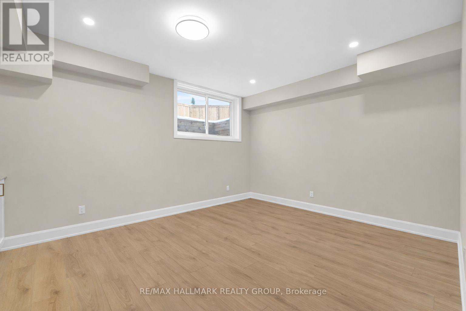 505 Dawson - B Avenue, Ottawa, Ontario  K1Z 5V6 - Photo 4 - X12627592