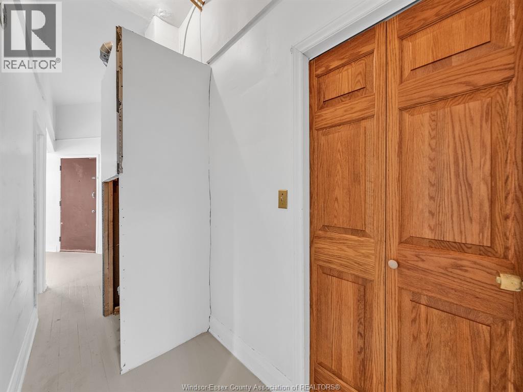 1496 Drouillard, Windsor, Ontario  N8Y 2R9 - Photo 17 - 26001159