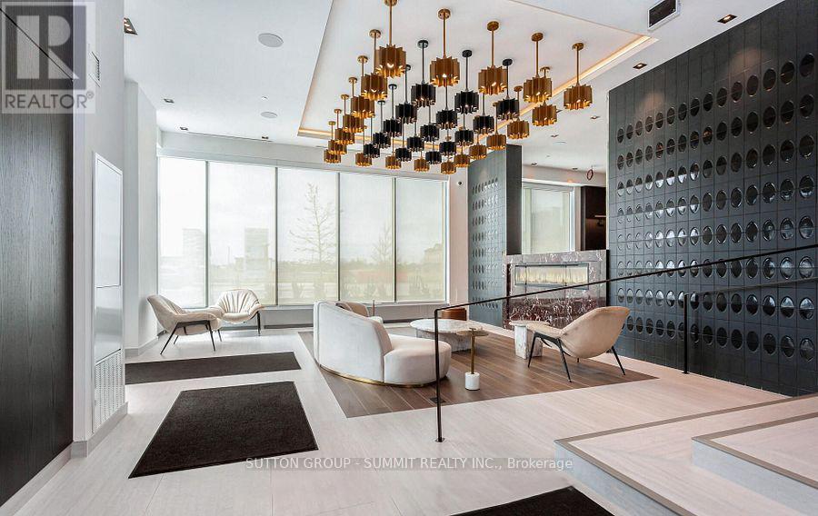 616 - 412 Silver Maple Road, Oakville, Ontario  L6H 7X8 - Photo 10 - W12890404