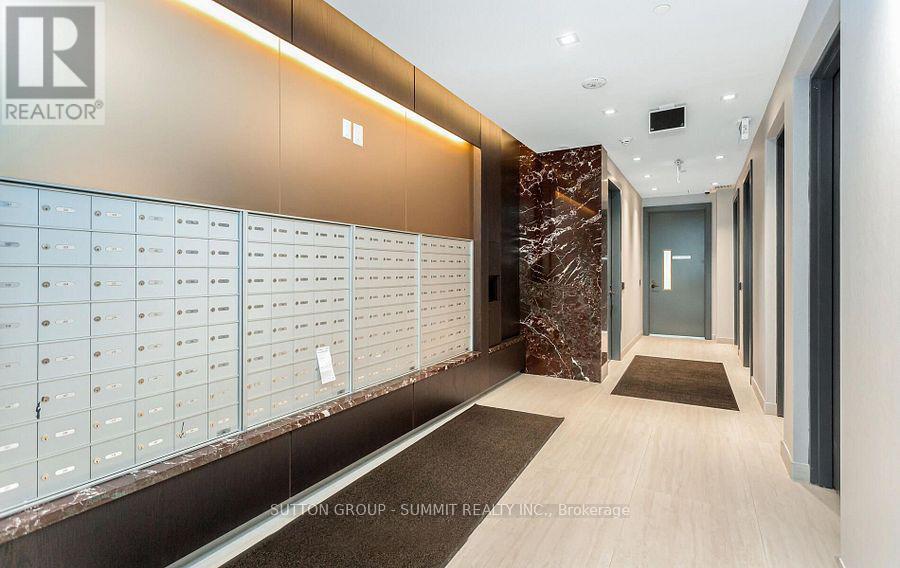 616 - 412 Silver Maple Road, Oakville, Ontario  L6H 7X8 - Photo 13 - W12890404