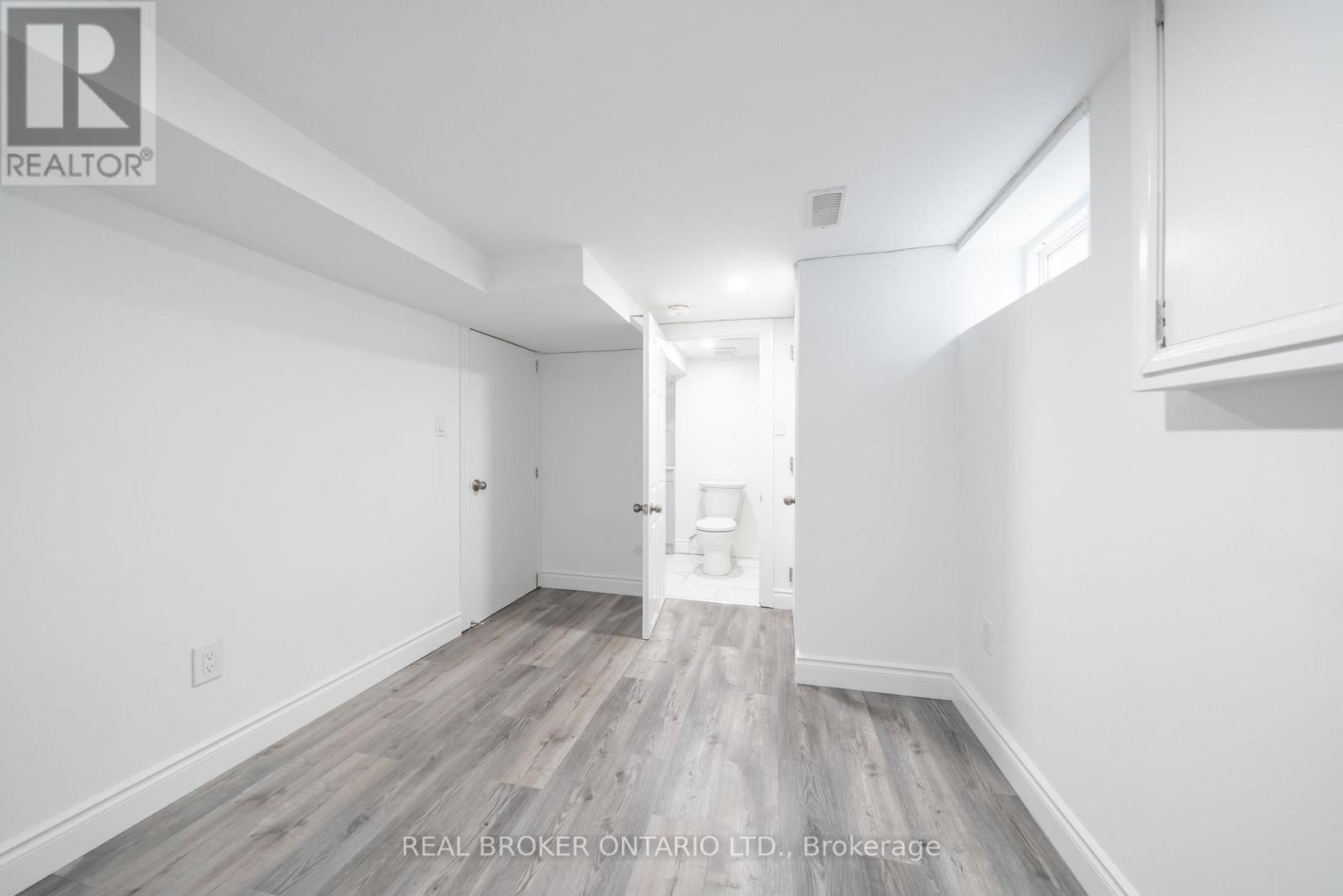 Bsmt - 12 Villa Road, Toronto, Ontario  M8W 1M5 - Photo 18 - W12890418