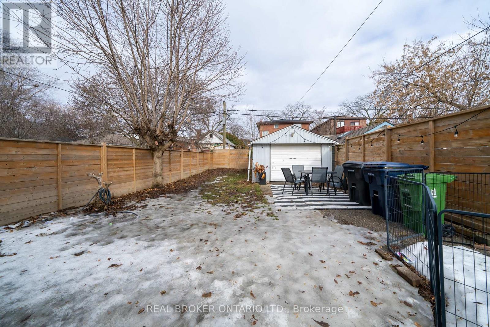 Bsmt - 12 Villa Road, Toronto, Ontario  M8W 1M5 - Photo 22 - W12890418