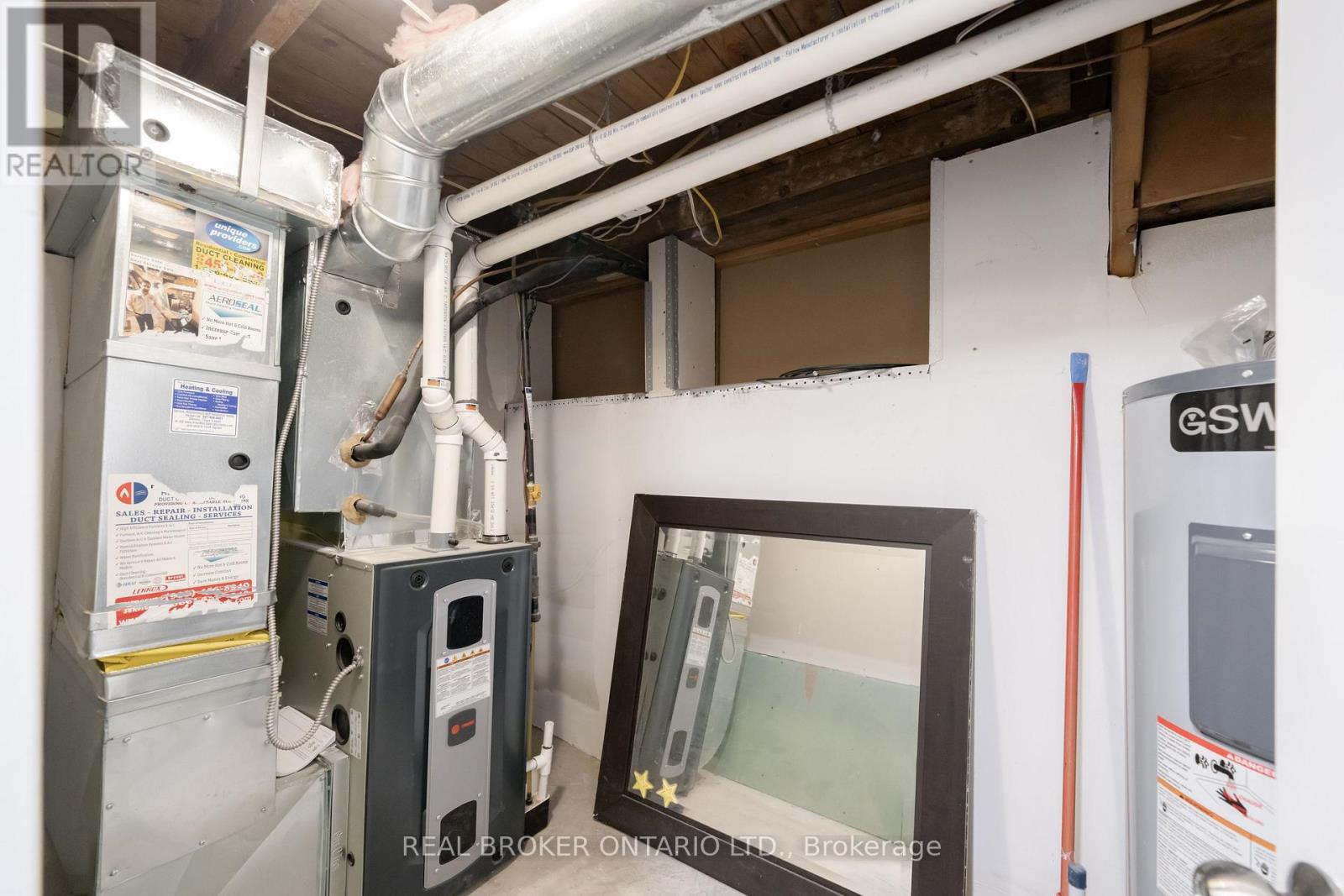 Bsmt - 12 Villa Road, Toronto, Ontario  M8W 1M5 - Photo 25 - W12890418