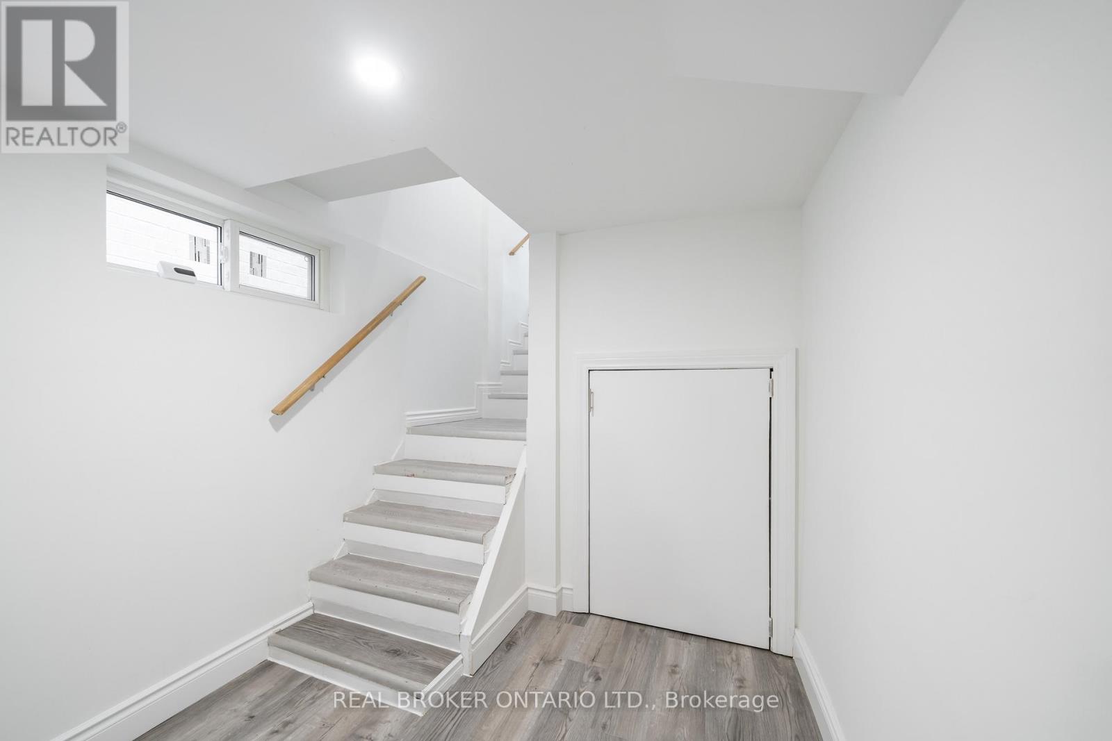 Bsmt - 12 Villa Road, Toronto, Ontario  M8W 1M5 - Photo 7 - W12890418