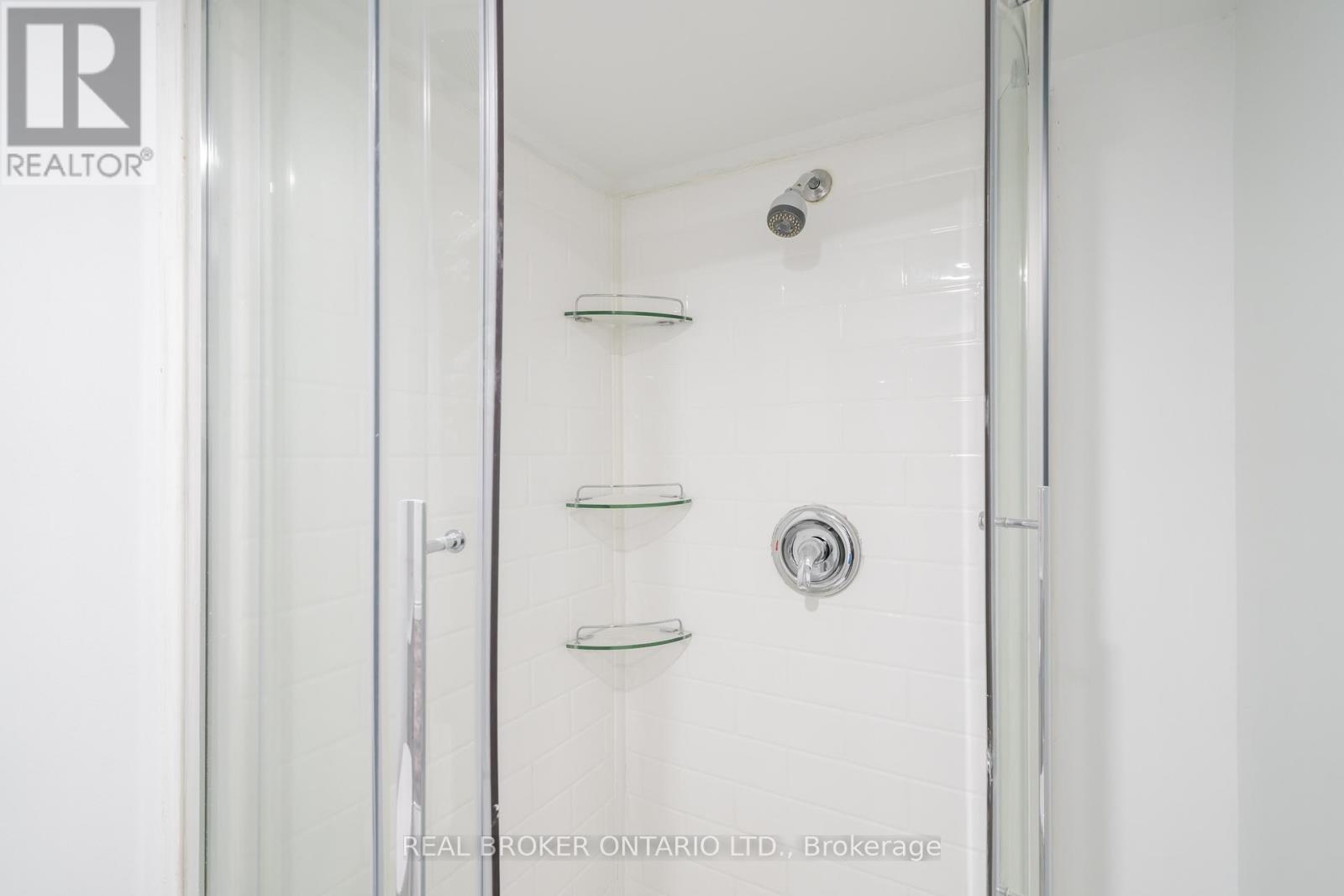 Bsmt - 12 Villa Road, Toronto, Ontario  M8W 1M5 - Photo 8 - W12890418