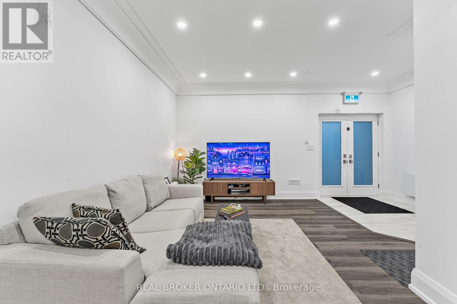 Bsmt - 330 Maple Avenue, Halton Hills, Ontario  L7G 1X1 - Photo 7 - W12890428