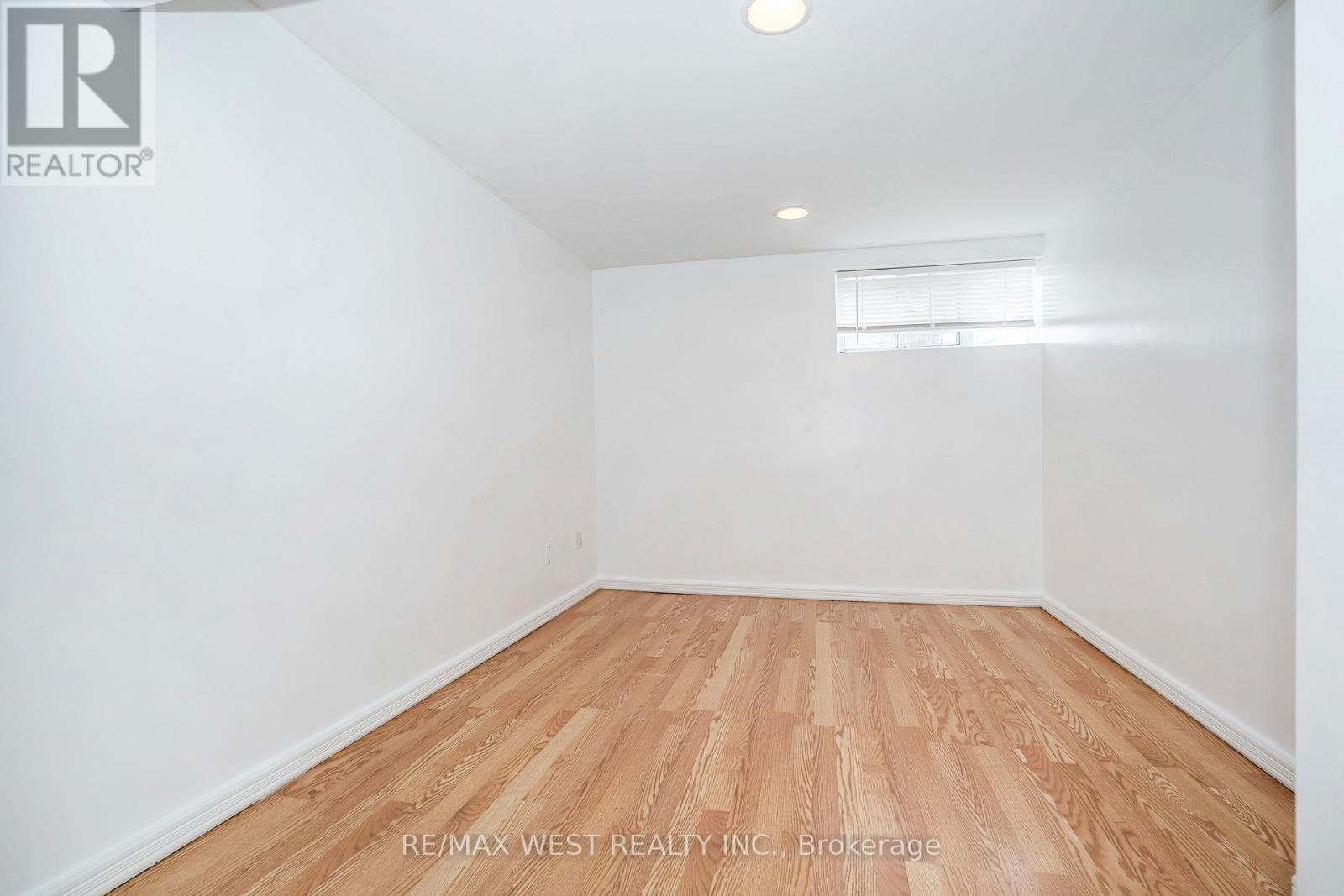 22 Dimplefield Place, Toronto, Ontario  M9C 4A1 - Photo 26 - W12890434