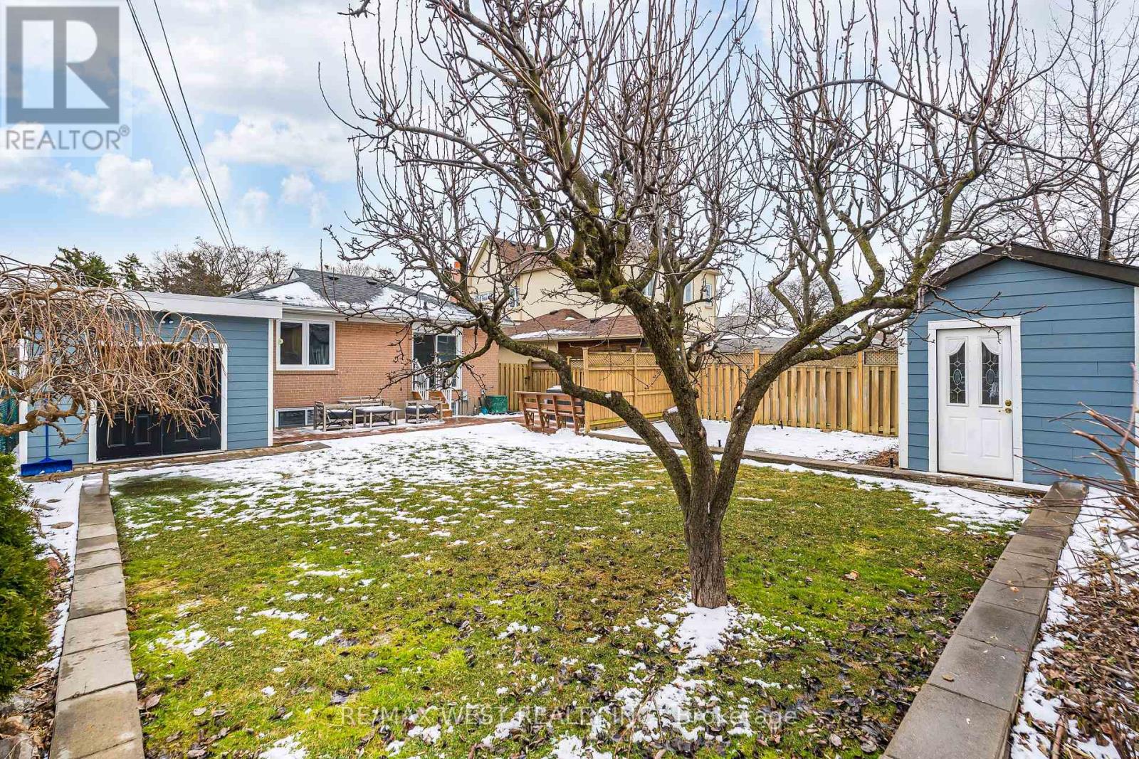 22 Dimplefield Place, Toronto, Ontario  M9C 4A1 - Photo 38 - W12890434