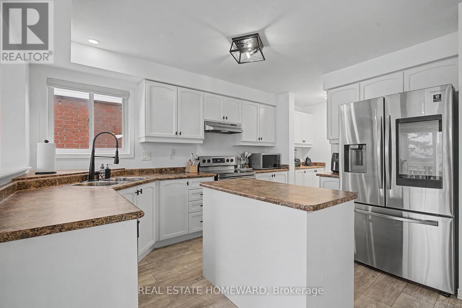 996 Donnelly Street, Milton, Ontario  L9T 0A1 - Photo 17 - W12890460