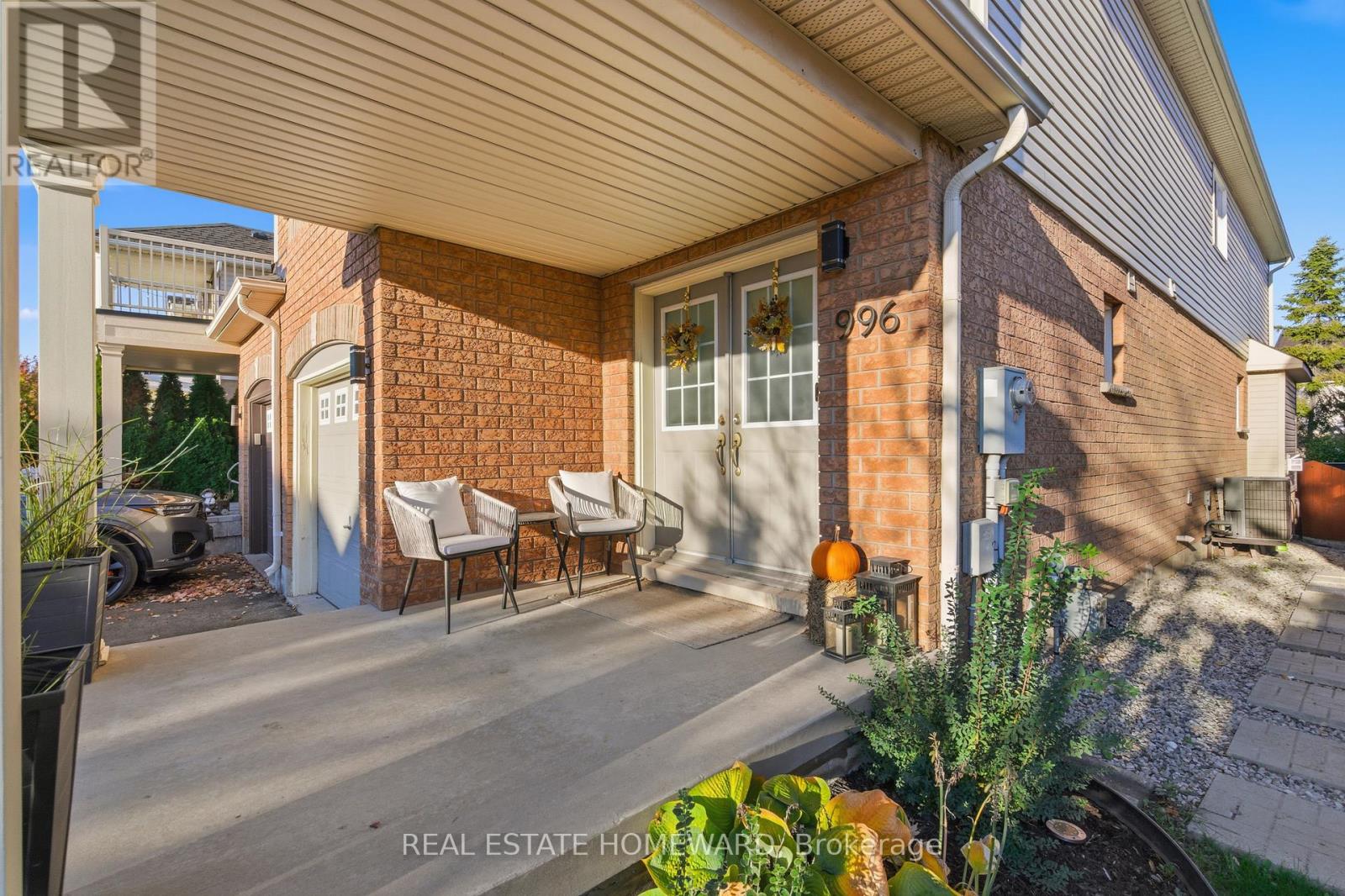 996 Donnelly Street, Milton, Ontario  L9T 0A1 - Photo 3 - W12890460