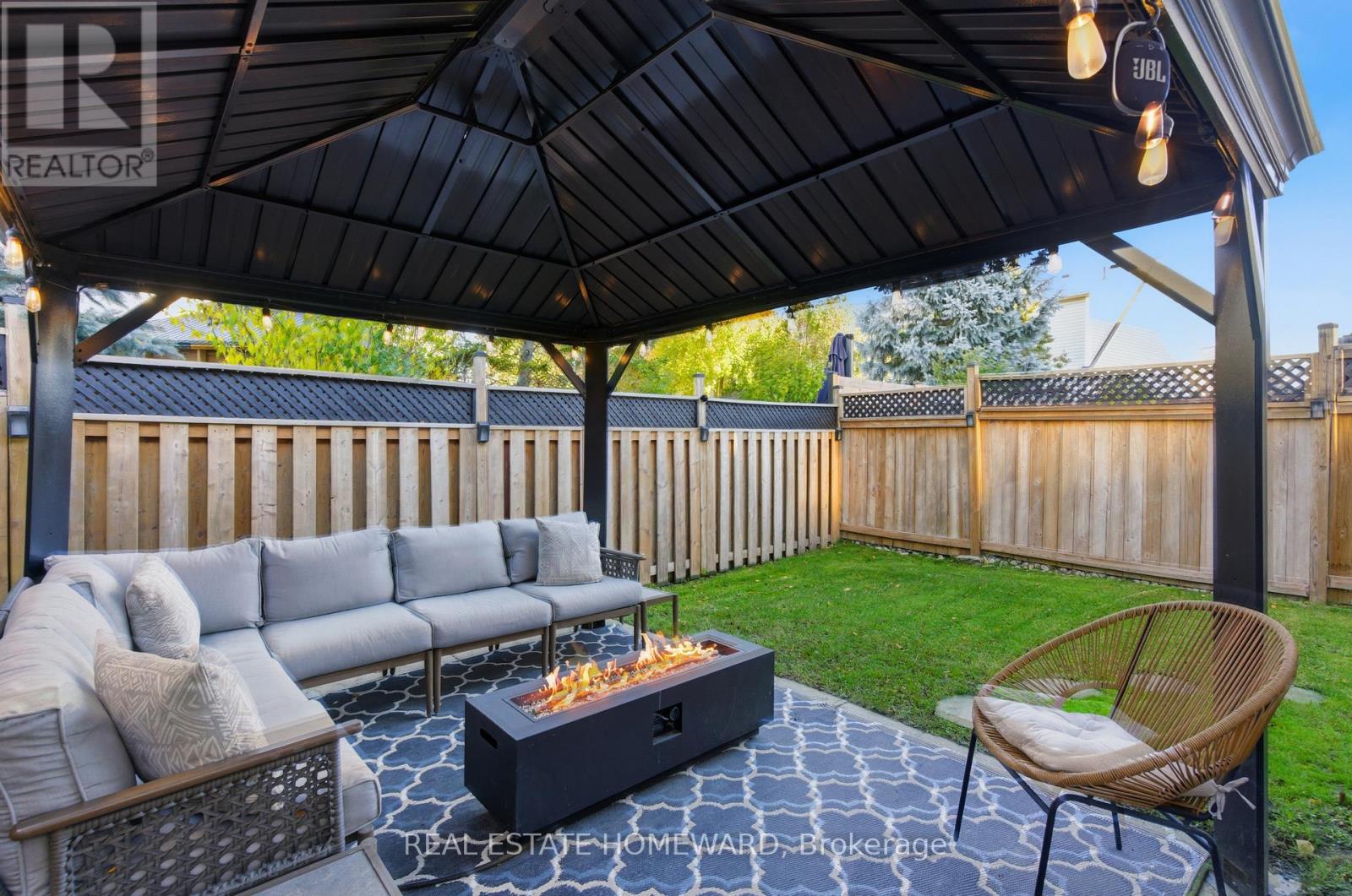 996 Donnelly Street, Milton, Ontario  L9T 0A1 - Photo 36 - W12890460