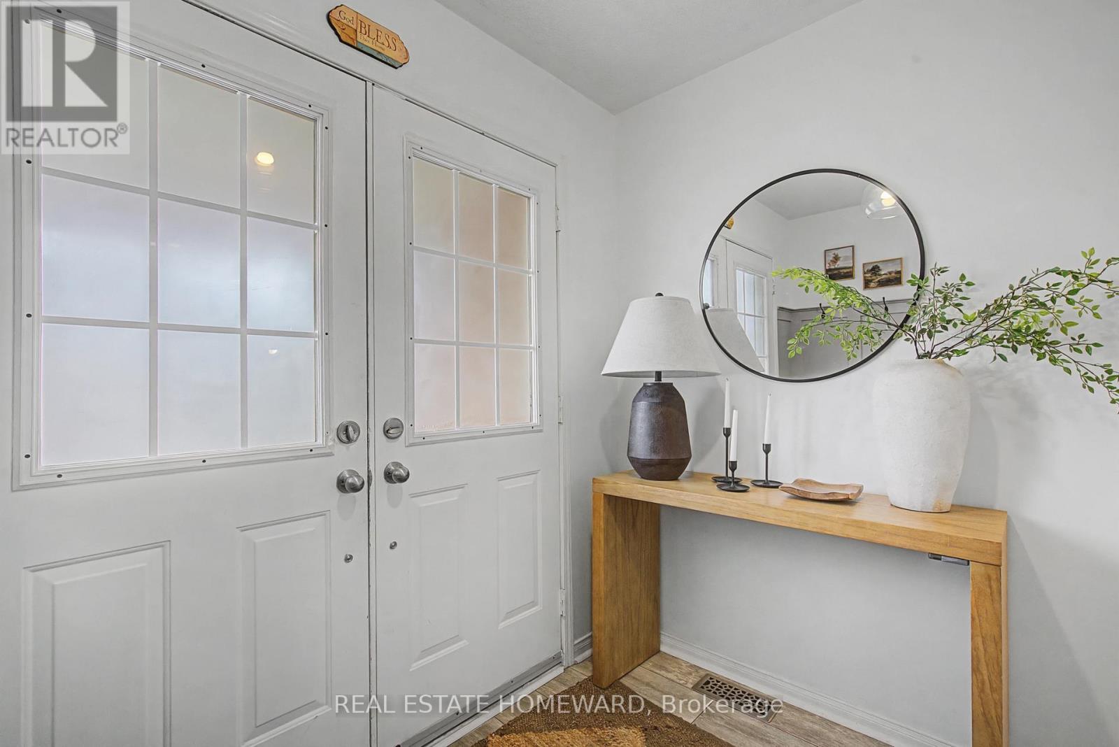 996 Donnelly Street, Milton, Ontario  L9T 0A1 - Photo 6 - W12890460