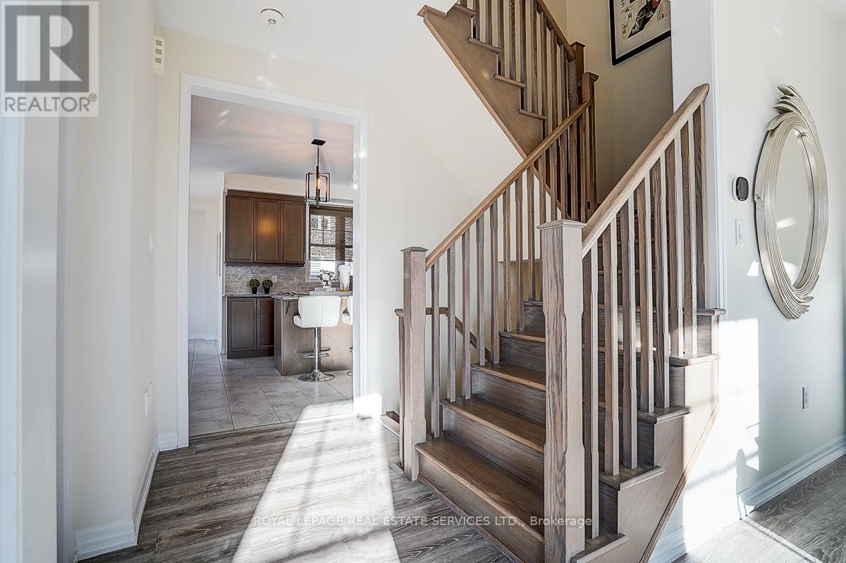 3439 George Savage Avenue, Oakville, Ontario  L6M 1R6 - Photo 18 - W12890528