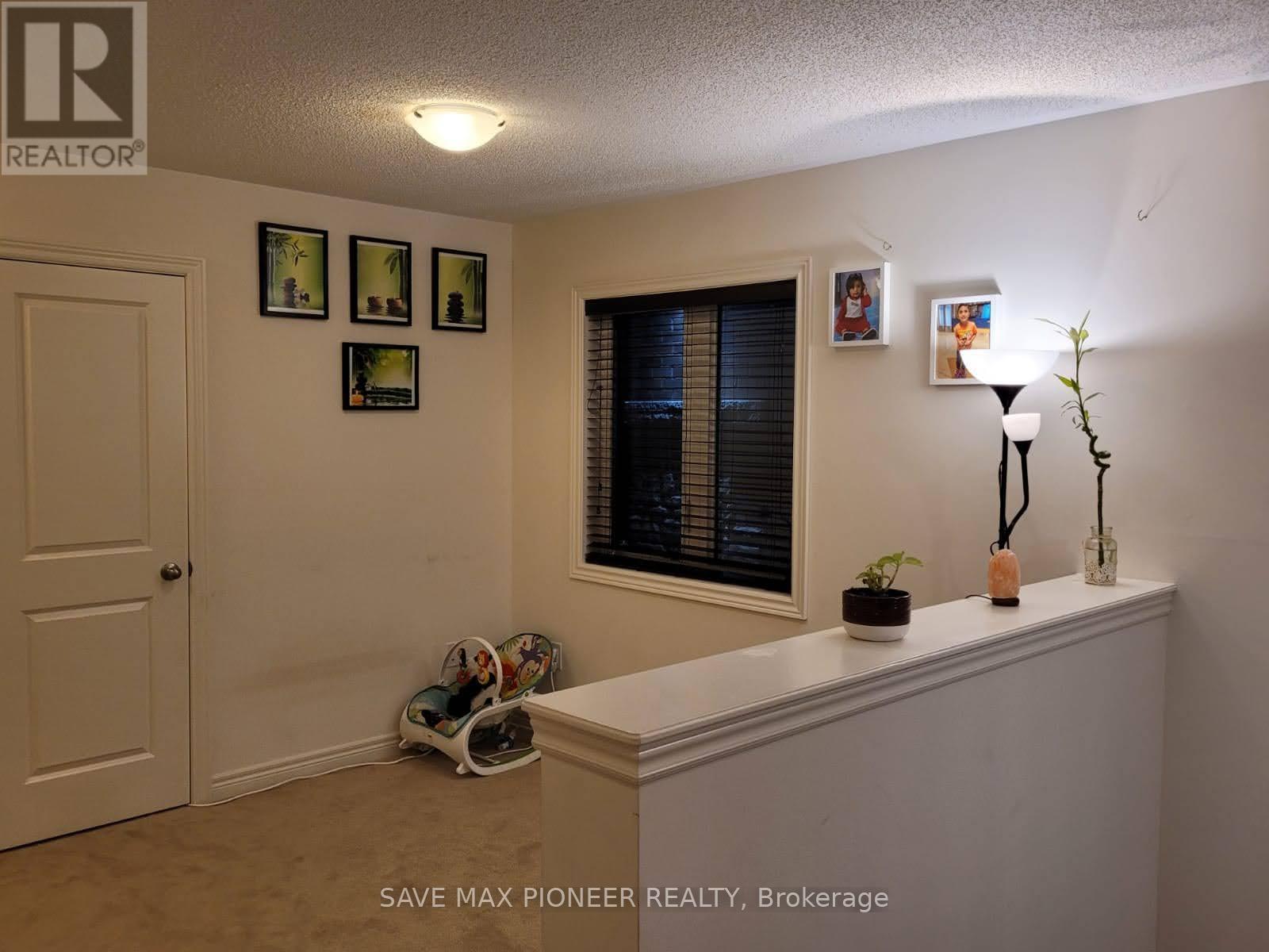 11 Ivor Crescent N, Brampton, Ontario  L7A 4L5 - Photo 19 - W12890546