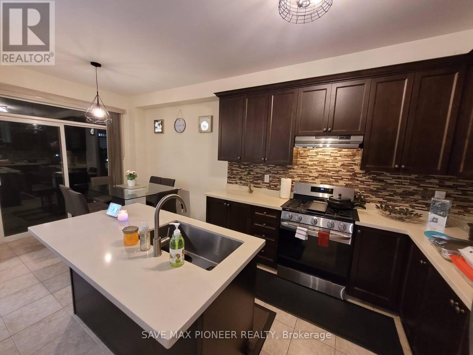 11 Ivor Crescent N, Brampton, Ontario  L7A 4L5 - Photo 27 - W12890546